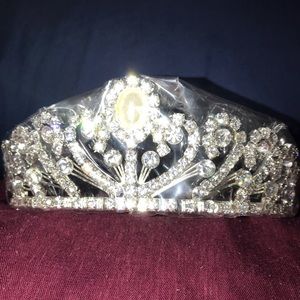Tiara with Pearl